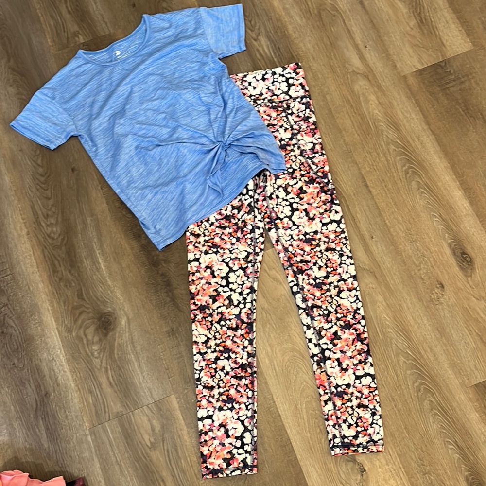 Old navy leggings with top